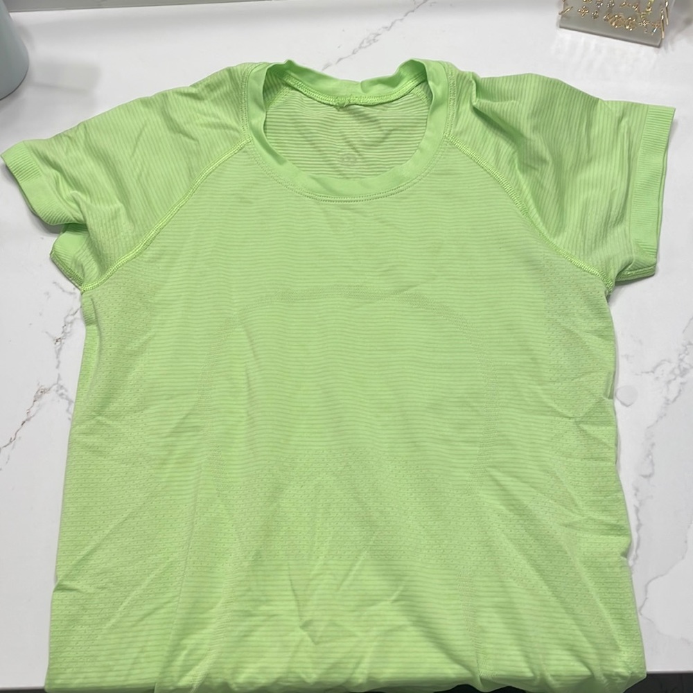 lululemon swiftly tech green shirt